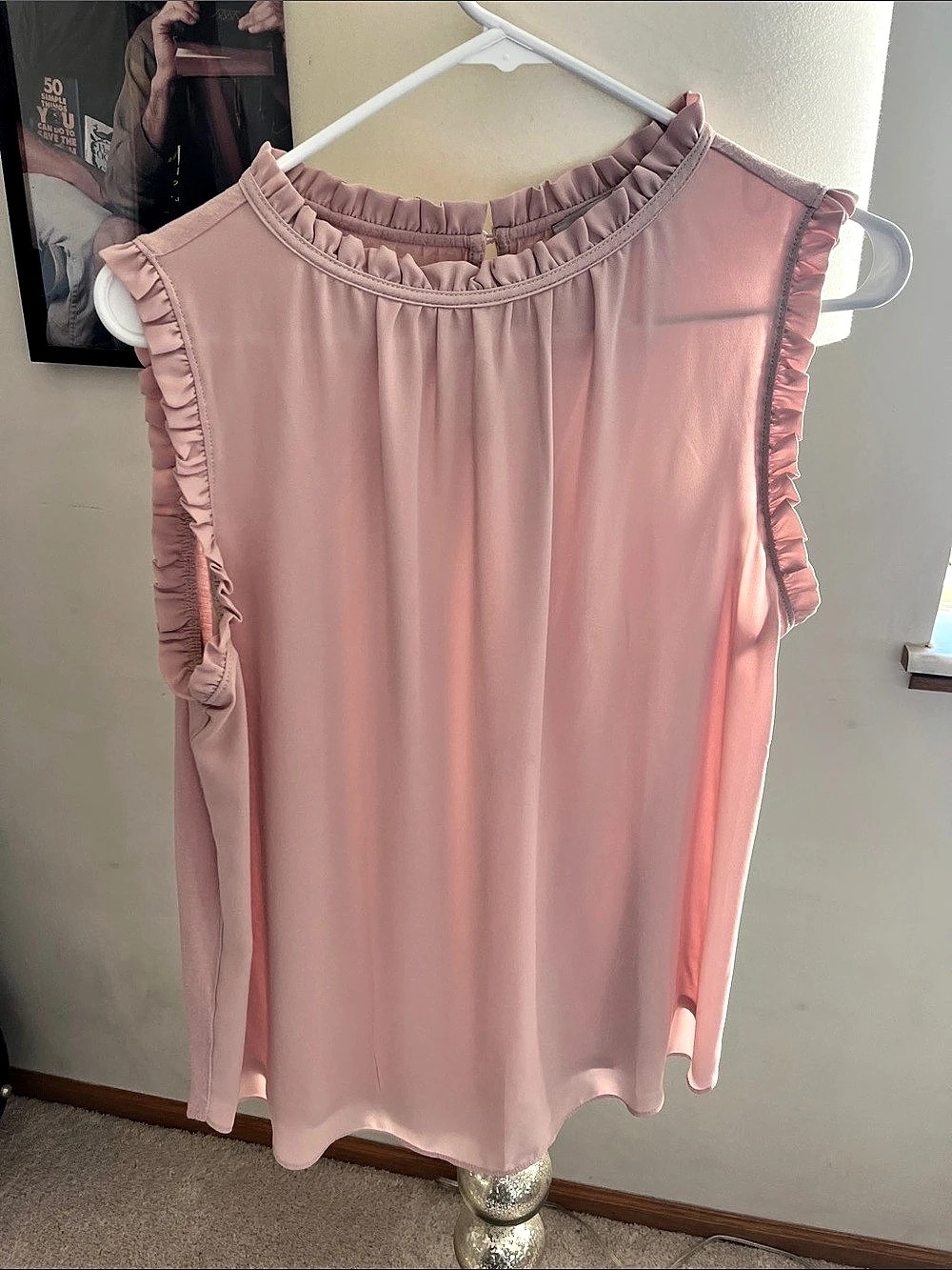 LOFT Ruffle Trim Blouse in Pink Size Medium Like New